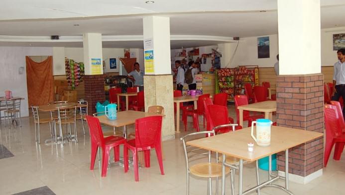 TR Abhilashi Memorial Institute of Engineering and Technology Mandi Cafeteria photo 6